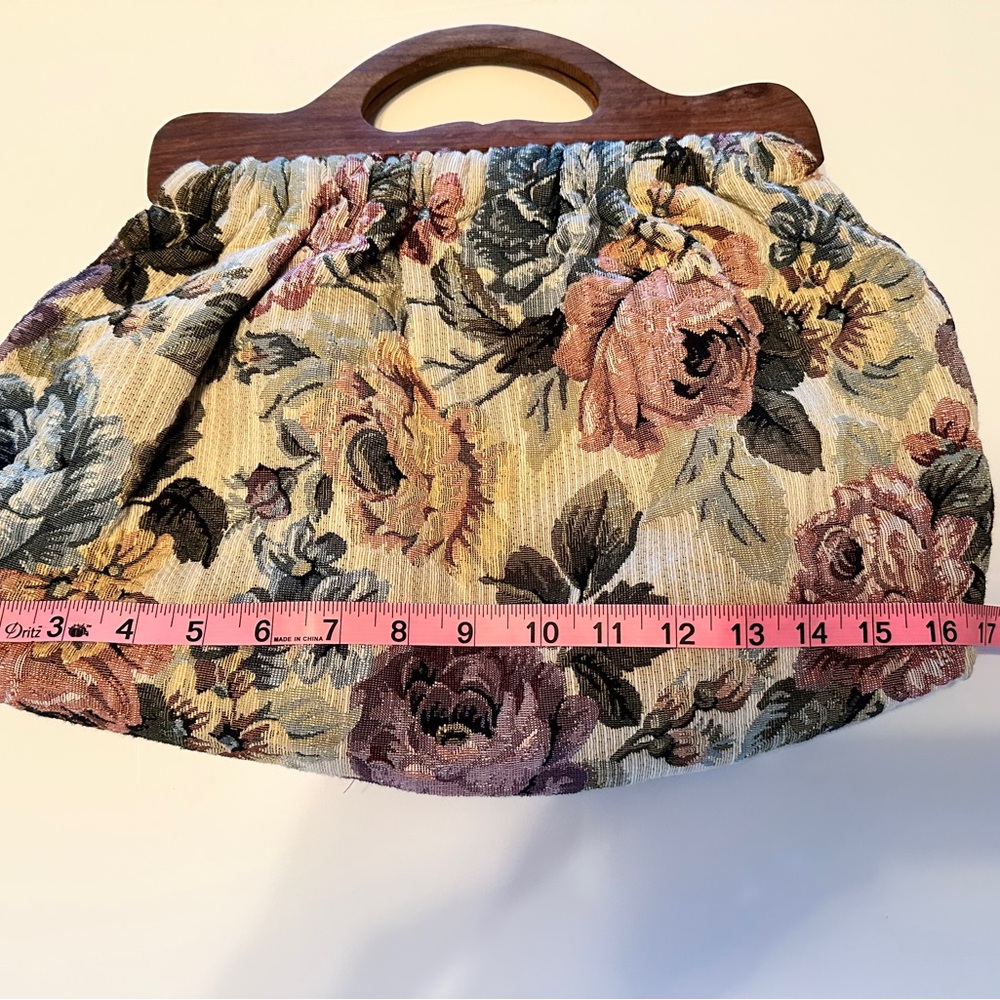 Floral Tapestry Handbag - Picture 3 of 6